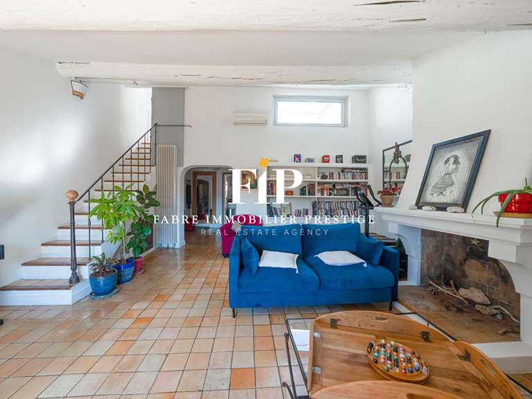 Apartment Aix-en-Provence - 3 bedrooms - 157m²