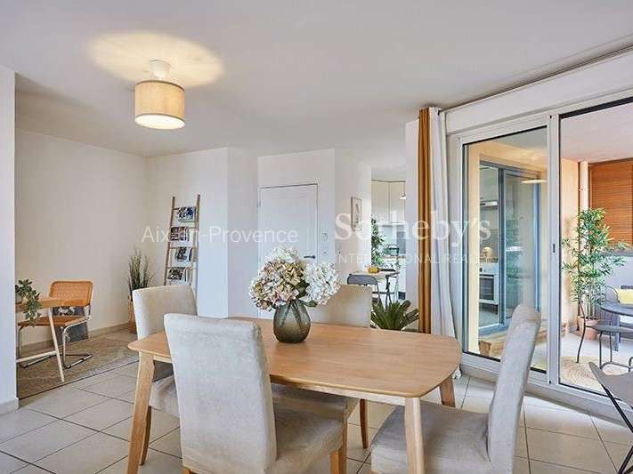 Appartement Aix-en-Provence - 2 chambres - 91m²