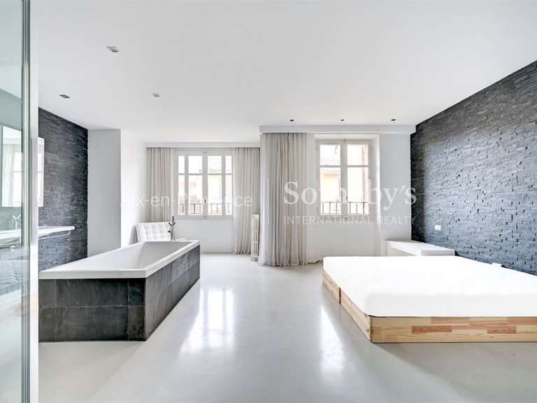 Apartment Aix-en-Provence - 2 bedrooms - 97m²