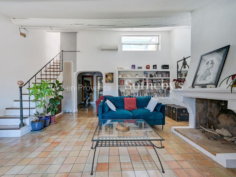 Apartment Aix-en-Provence - 3 bedrooms - 118m²