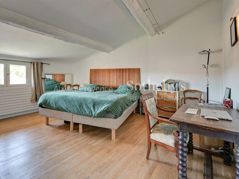 Apartment Aix-en-Provence - 3 bedrooms - 118m²