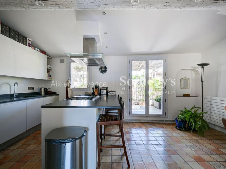 Apartment Aix-en-Provence - 3 bedrooms - 118m²