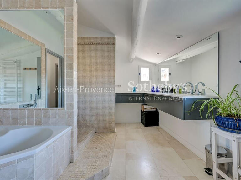 Apartment Aix-en-Provence - 3 bedrooms - 118m²
