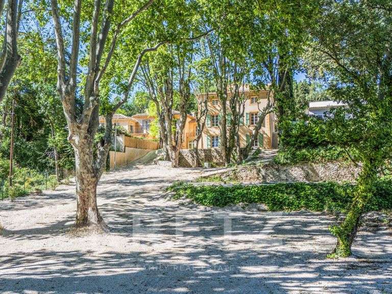 Apartment Aix-en-Provence - 2 bedrooms - 55m²
