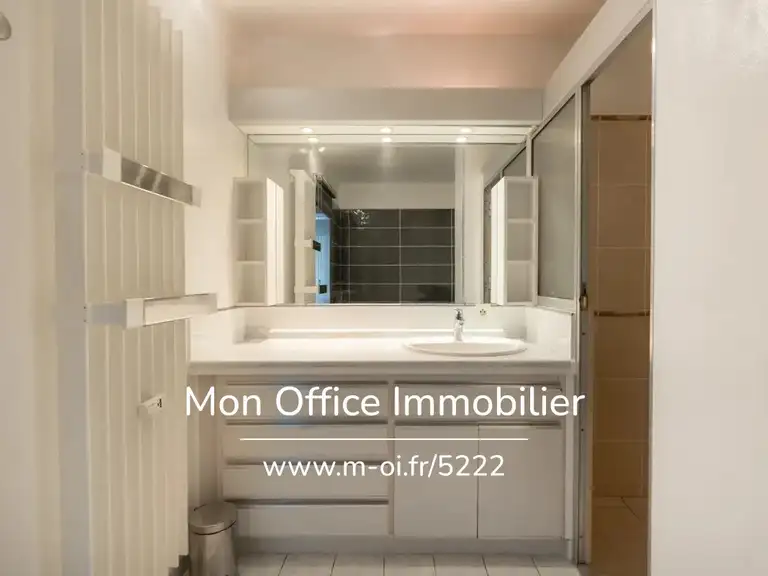 Apartment Aix-en-Provence - 4 bedrooms - 130m²
