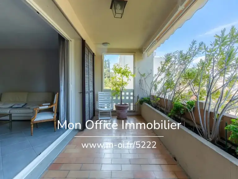 Apartment Aix-en-Provence - 4 bedrooms - 130m²