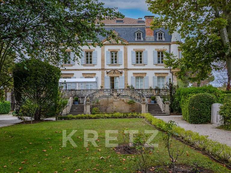 Apartment Aix-en-Provence - 2 bedrooms - 158m²