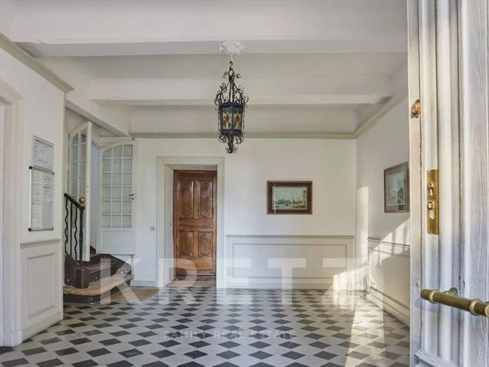 Apartment Aix-en-Provence - 2 bedrooms - 158m²