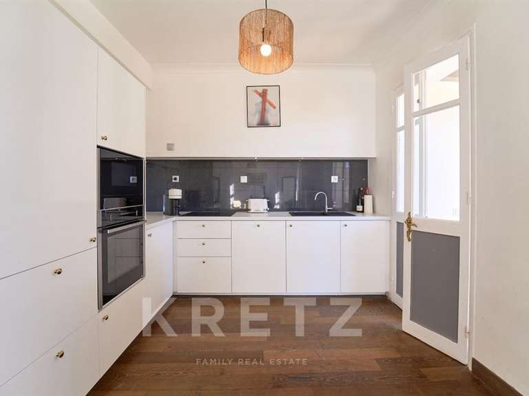 Apartment Aix-en-Provence - 3 bedrooms - 116m²