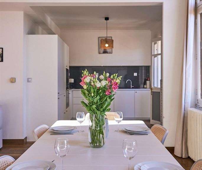 Apartment Aix-en-Provence - 3 bedrooms - 116m²