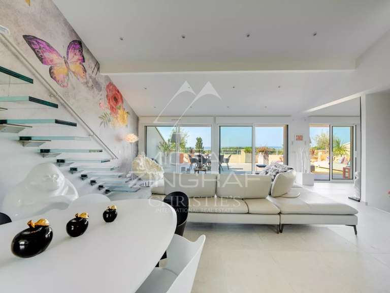 Apartment Aix-en-Provence - 3 bedrooms - 327m²
