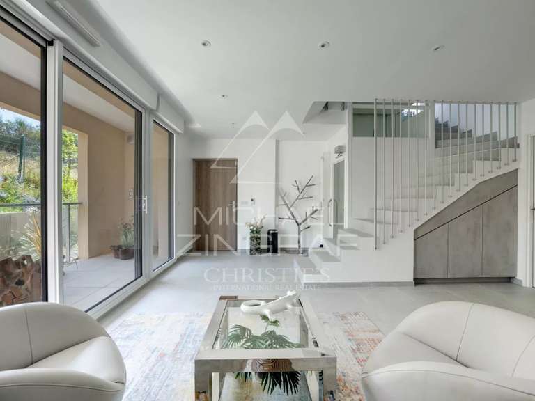 Apartment Aix-en-Provence - 3 bedrooms - 327m²