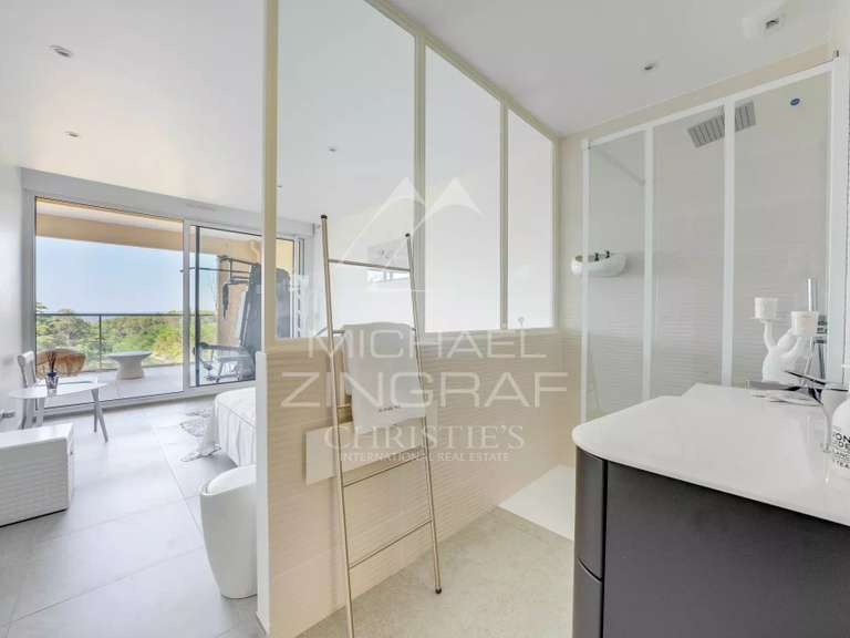 Apartment Aix-en-Provence - 3 bedrooms - 327m²