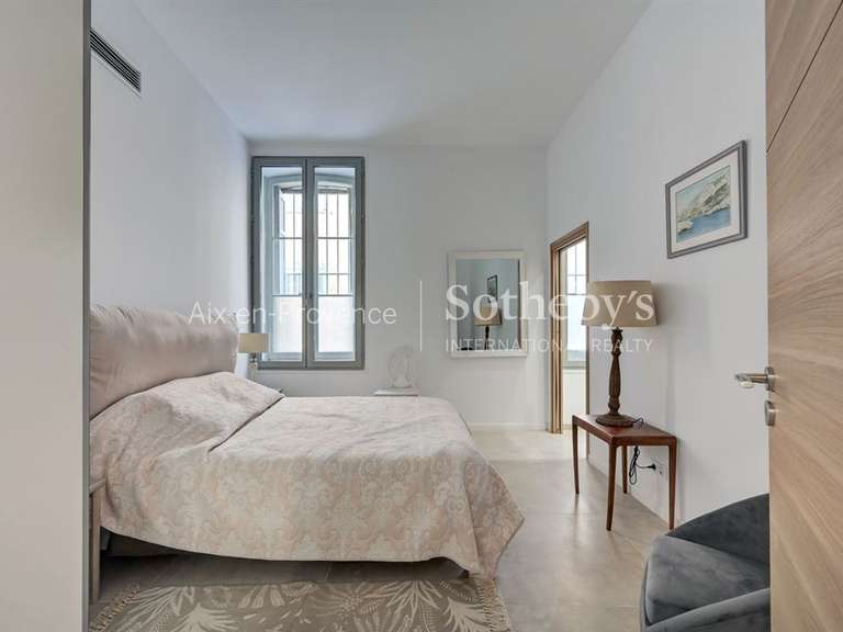 Appartement Aix-en-Provence - 3 chambres - 175m²