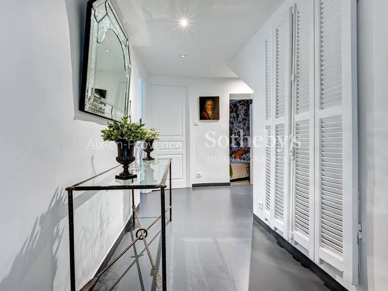 Appartement Aix-en-Provence - 2 chambres - 150m²