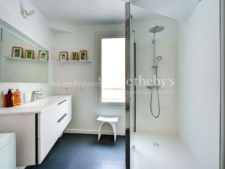 Appartement Aix-en-Provence - 2 chambres - 150m²
