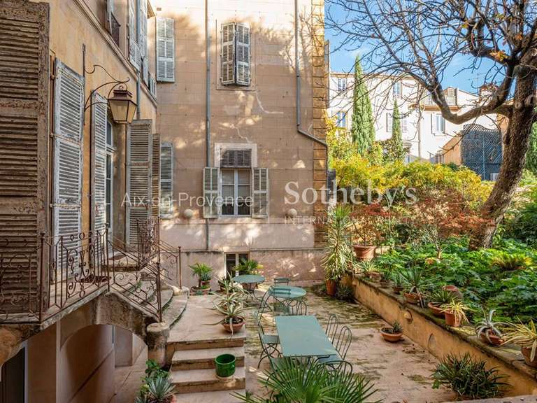 Appartement Aix-en-Provence - 5 chambres - 438m²