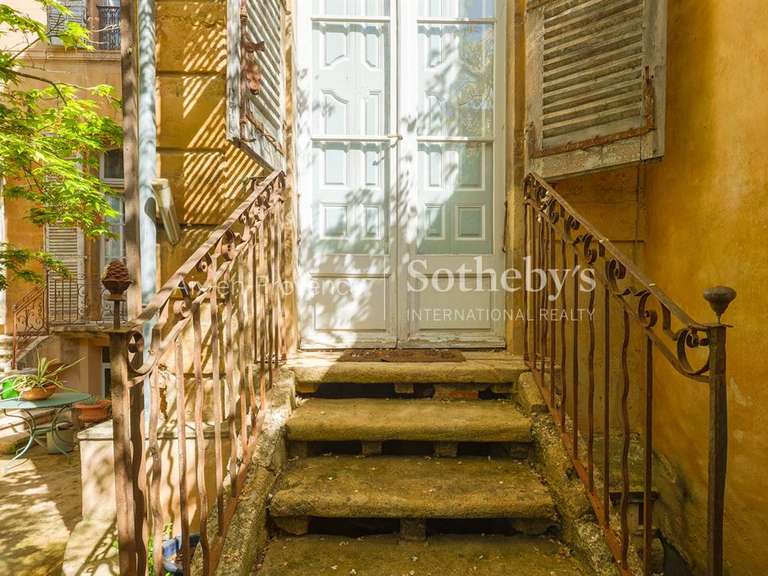 Appartement Aix-en-Provence - 5 chambres - 438m²
