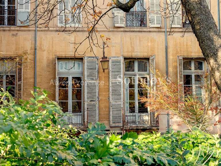 Appartement Aix-en-Provence - 5 chambres - 438m²