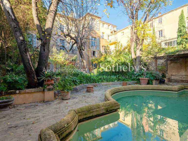 Appartement Aix-en-Provence - 5 chambres - 438m²