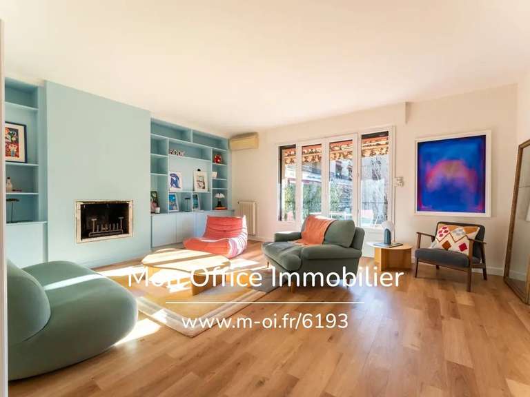 Apartment Aix-en-Provence - 4 bedrooms - 132m²