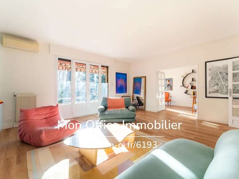 Apartment Aix-en-Provence - 4 bedrooms - 132m²