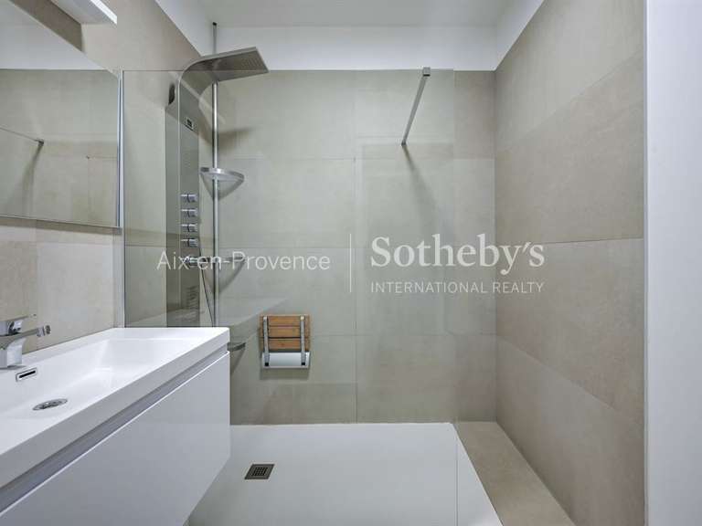 Appartement Aix-en-Provence - 3 chambres - 139m²