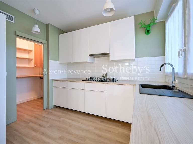 Appartement Aix-en-Provence - 3 chambres - 139m²