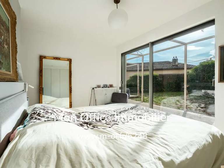 Apartment Aix-en-Provence - 4 bedrooms - 136m²