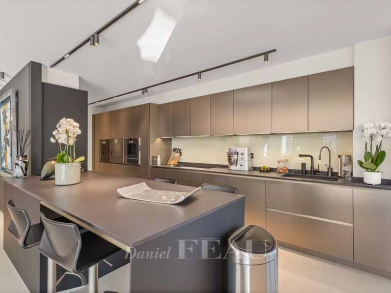 Appartement Aix-en-Provence - 3 chambres - 237m²