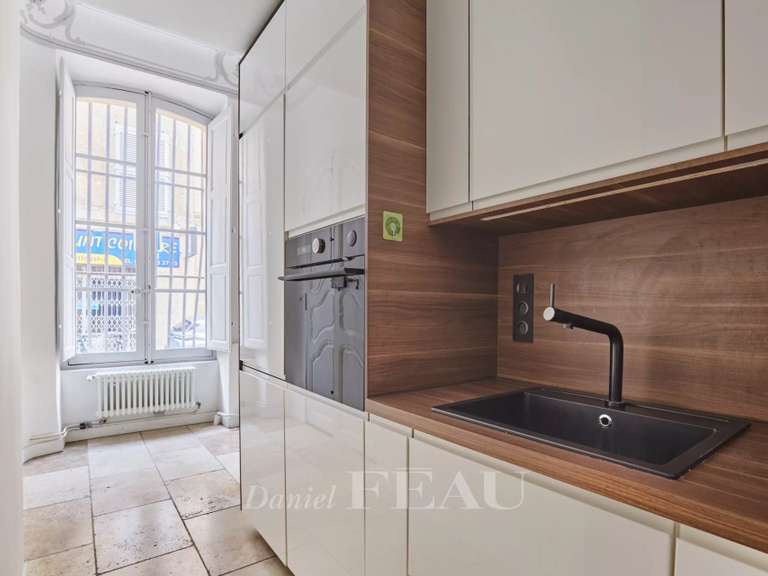 Appartement Aix-en-Provence - 1 chambre - 80m²