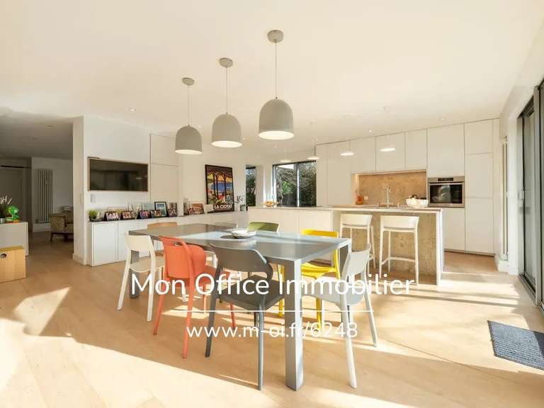 Appartement Aix-en-Provence - 4 chambres - 136m²