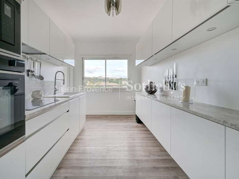 Appartement Aix-en-Provence - 3 chambres - 131m²