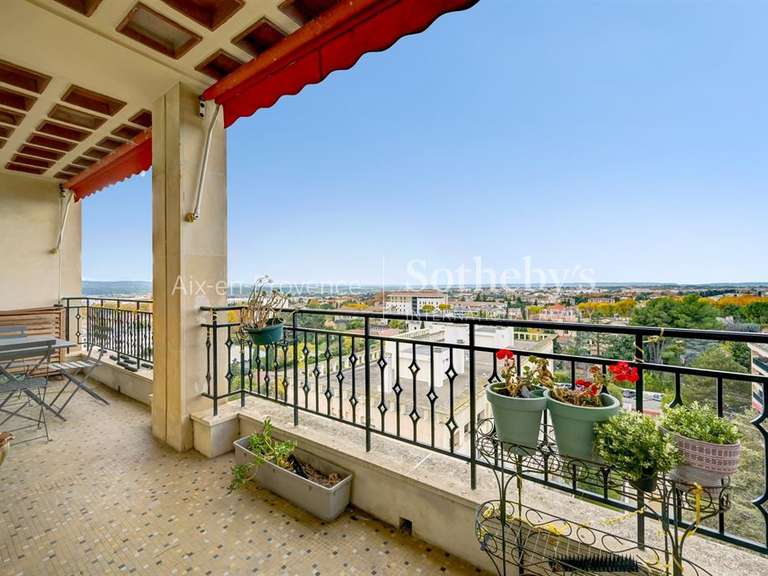 Appartement Aix-en-Provence - 3 chambres - 131m²