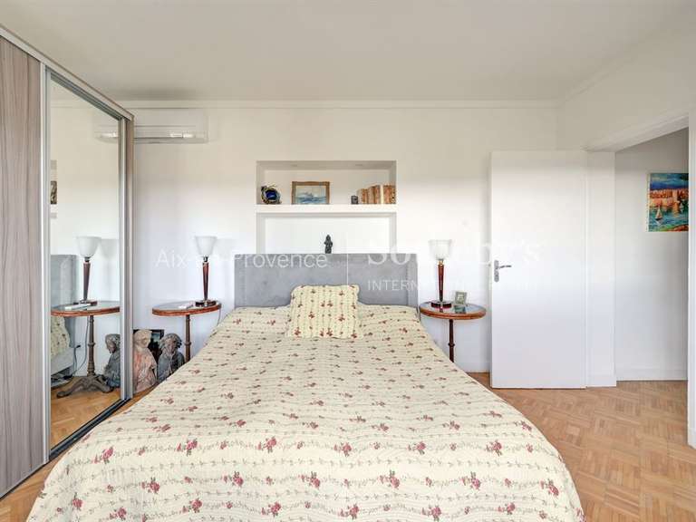 Appartement Aix-en-Provence - 3 chambres - 131m²