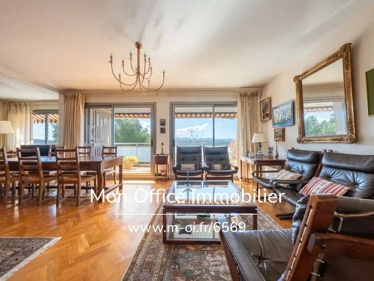 Apartment Aix-en-Provence - 2 bedrooms - 107m²