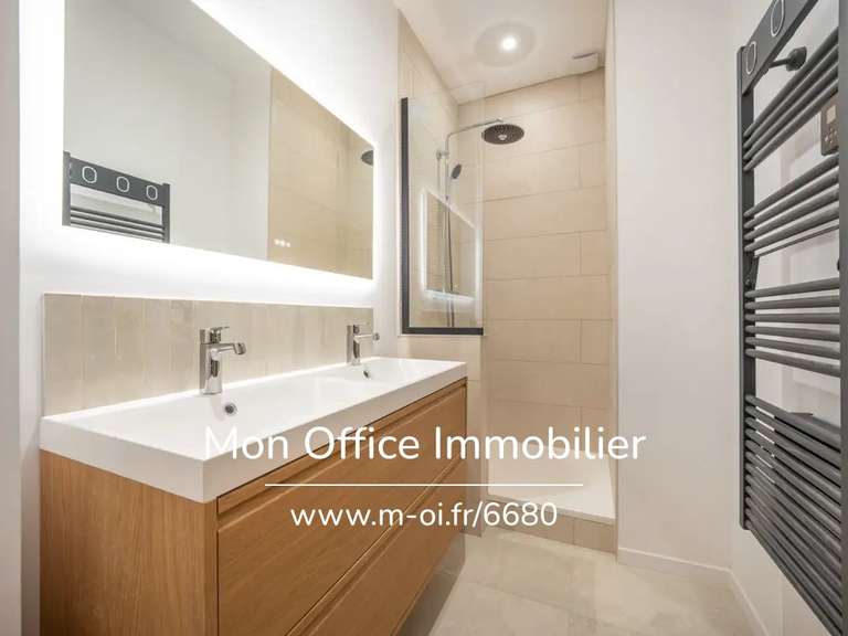 Apartment Aix-en-Provence - 3 bedrooms - 83m²