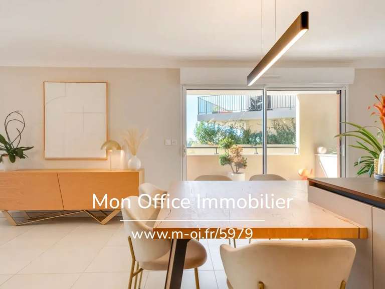 Apartment Aix-en-Provence - 2 bedrooms - 115m²