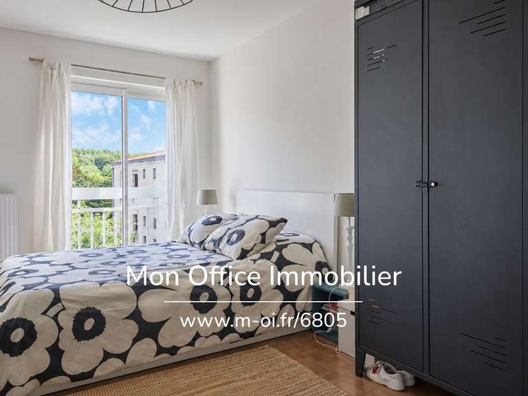 Apartment Aix-en-Provence - 3 bedrooms - 96m²