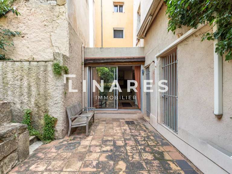 Appartement Aix-en-Provence - 1 chambre - 102m²