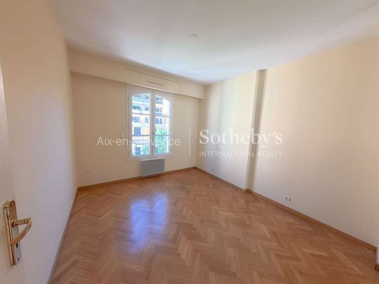 Appartement Aix-en-Provence - 3 chambres - 104m²