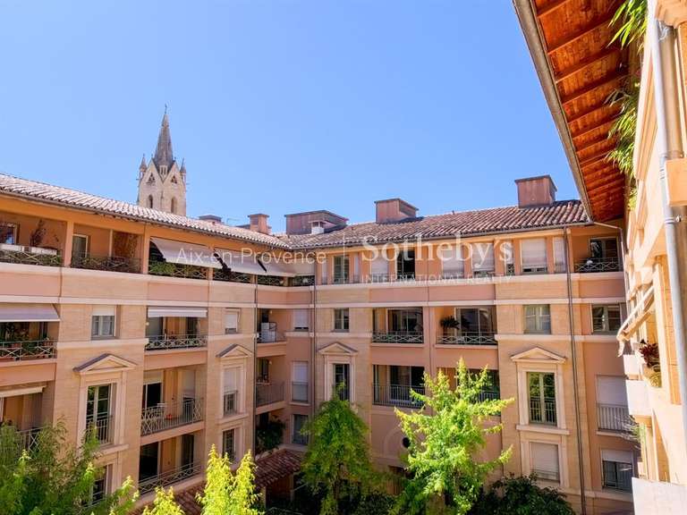 Appartement Aix-en-Provence - 3 chambres - 104m²