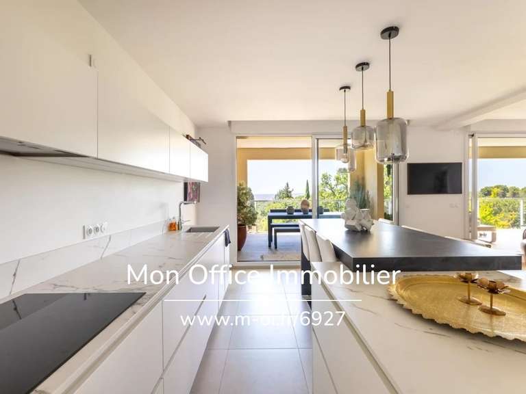 Apartment Aix-en-Provence - 3 bedrooms - 108m²