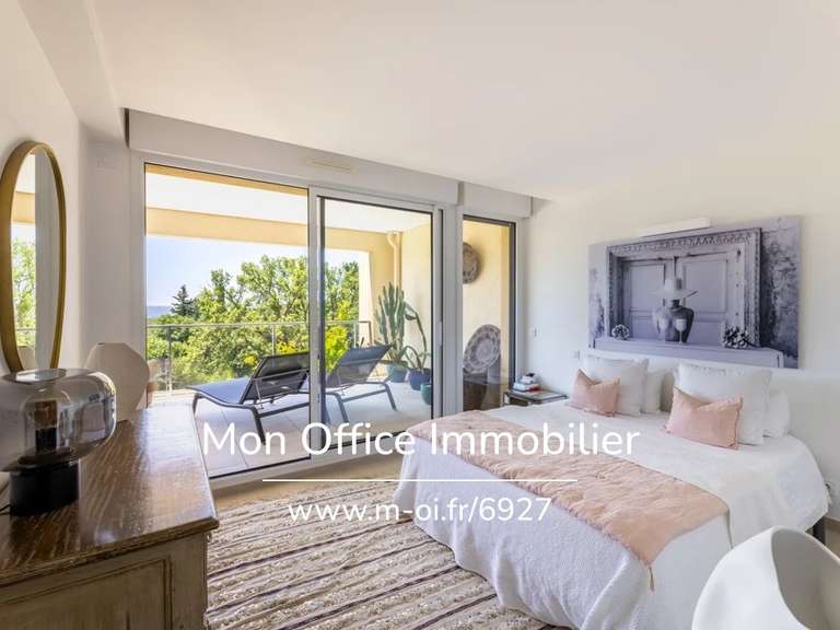 Apartment Aix-en-Provence - 3 bedrooms - 108m²