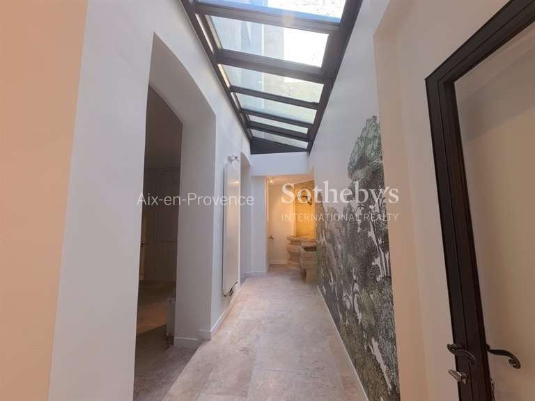 Appartement Aix-en-Provence - 1 chambre - 80m²