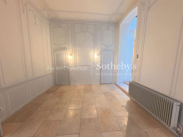 Appartement Aix-en-Provence - 1 chambre - 80m²