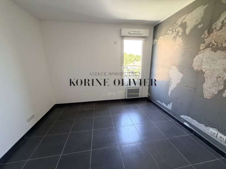 Apartment Aix-en-Provence - 3 bedrooms - 106m²