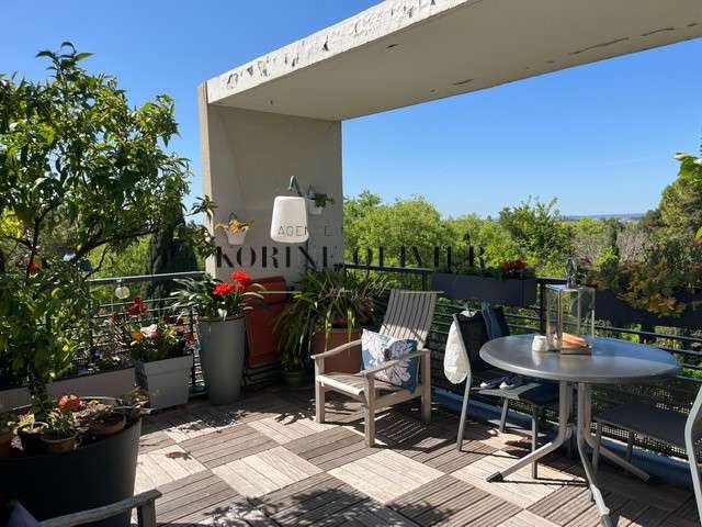 Apartment Aix-en-Provence - 3 bedrooms - 106m²