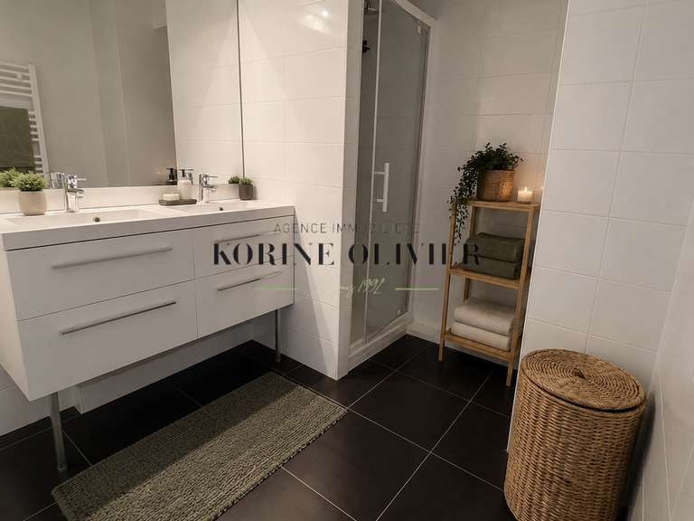 Apartment Aix-en-Provence - 3 bedrooms - 106m²