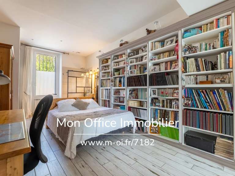 Apartment Aix-en-Provence - 4 bedrooms - 115m²